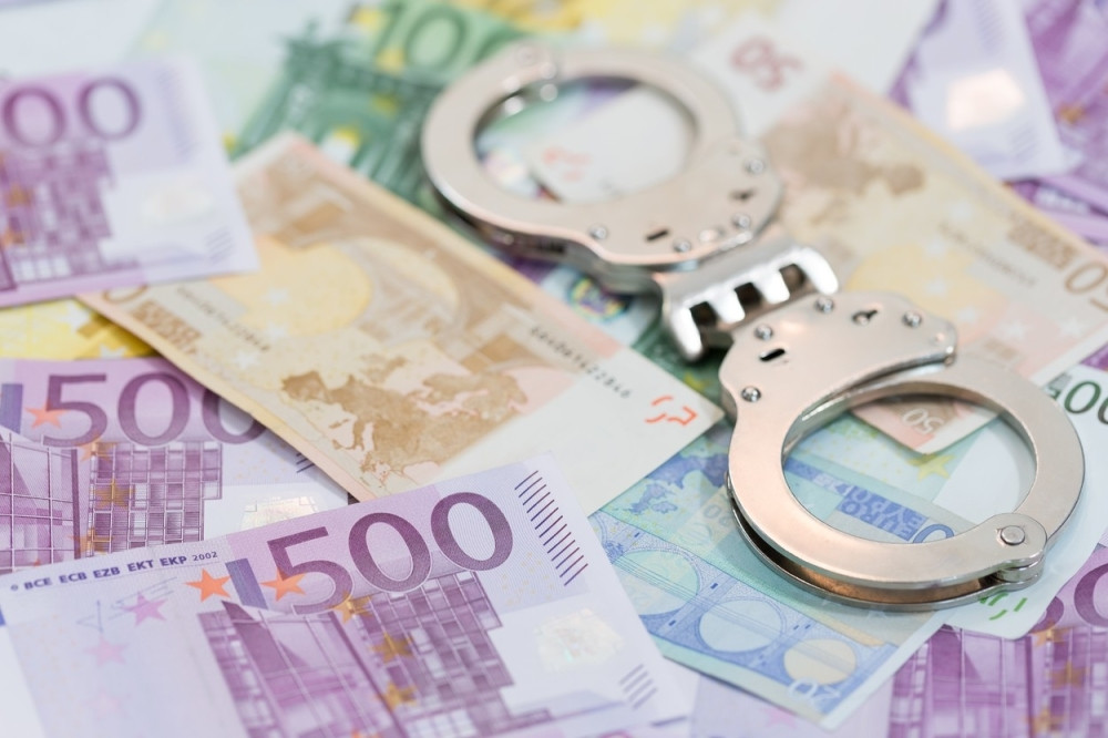 Ministarstvo upozorava na prevarante!