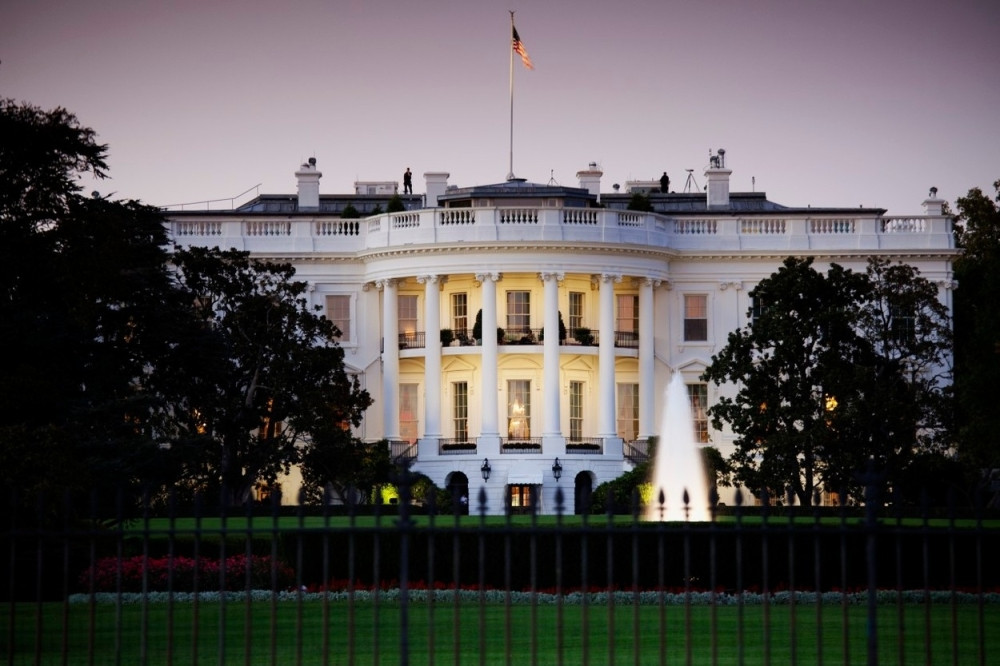 Obama: Spor internet u Beloj kući