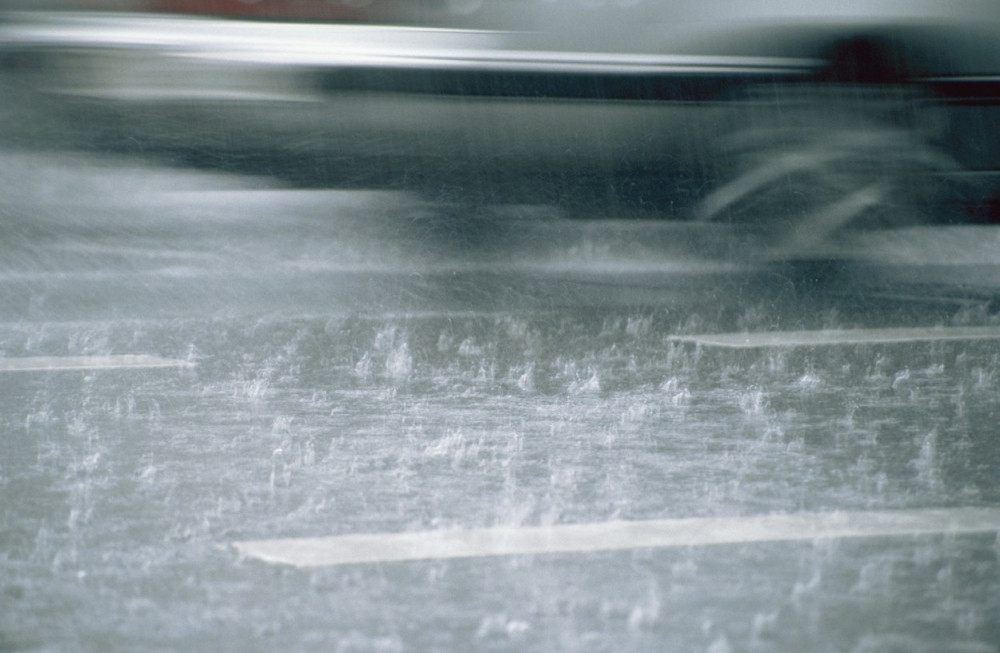 Vozači, pazite na mokre kolovoze