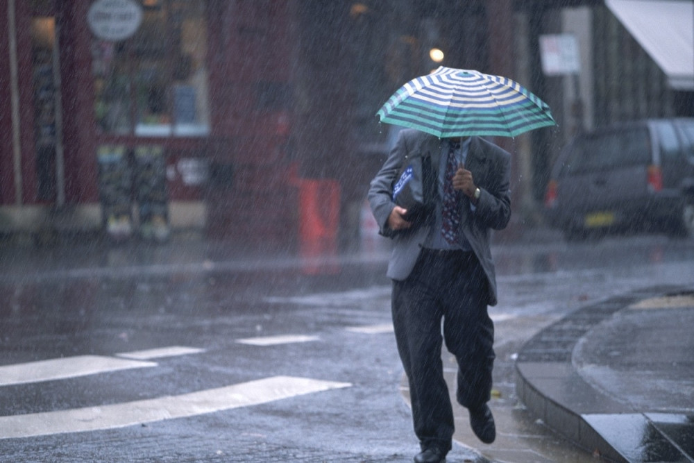 Opet nam stiže loše vreme, ima da lije kao iz kabla!