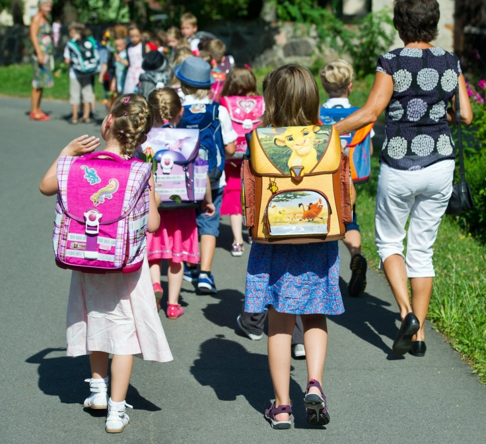 Osnovci drugarici prikupili novac za lekove!