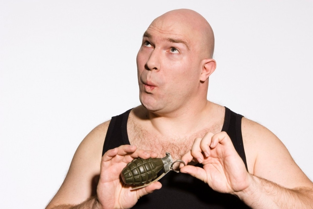 Pančevo: Izašao u šetnju sa dve ručne bombe!