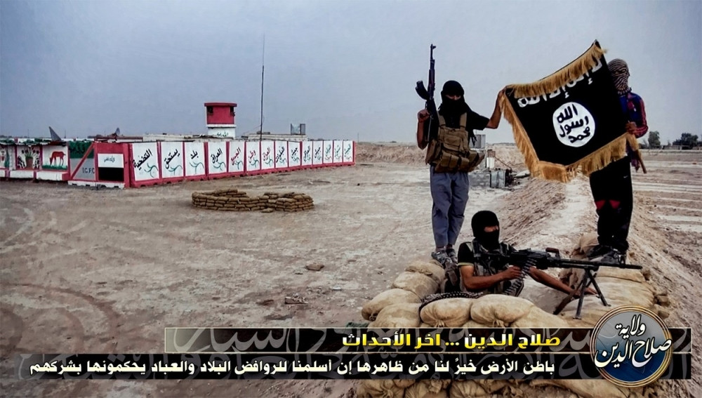 U napadima na Islamsku državu ubijeno 459 civila!