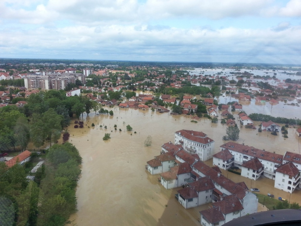 Američki HAARP je smešan: Evo ko stvarno manipuliše vremenom i pravi SMRTONOSNE POLAVE I SUŠE