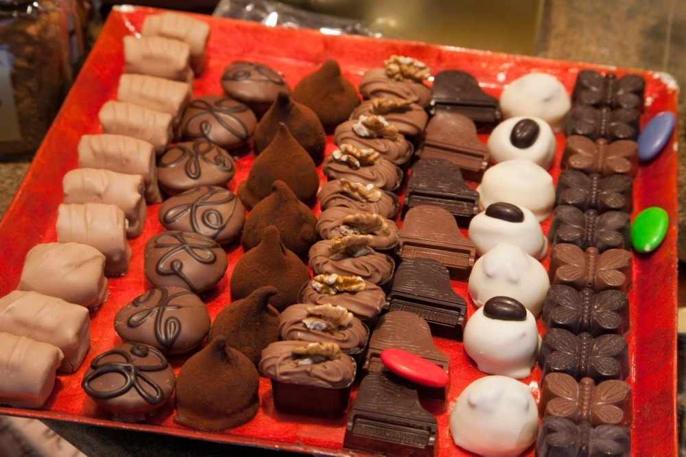 GORKA ISTINA O SLATKIŠIMA: Strašna priča o tome šta se dešava ljudima kroz čije vene teče velika količina šećera!