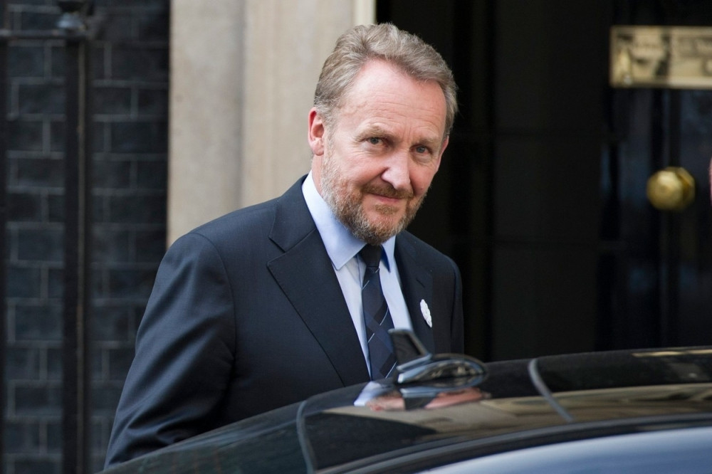 Bakirova kolona umalo pobila ljude na putu