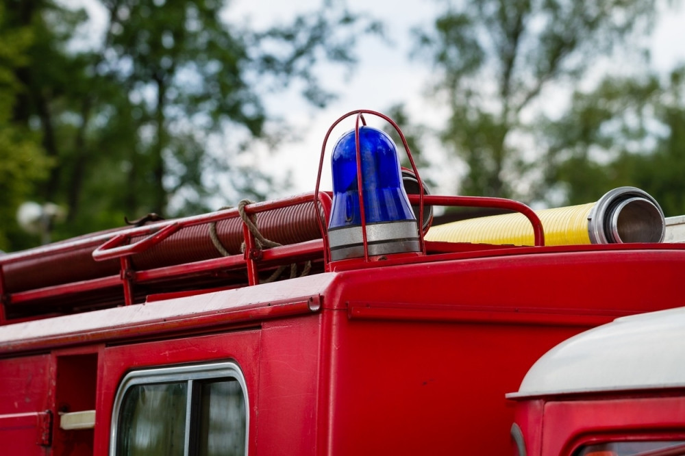 Deca umalo stradala u požaru