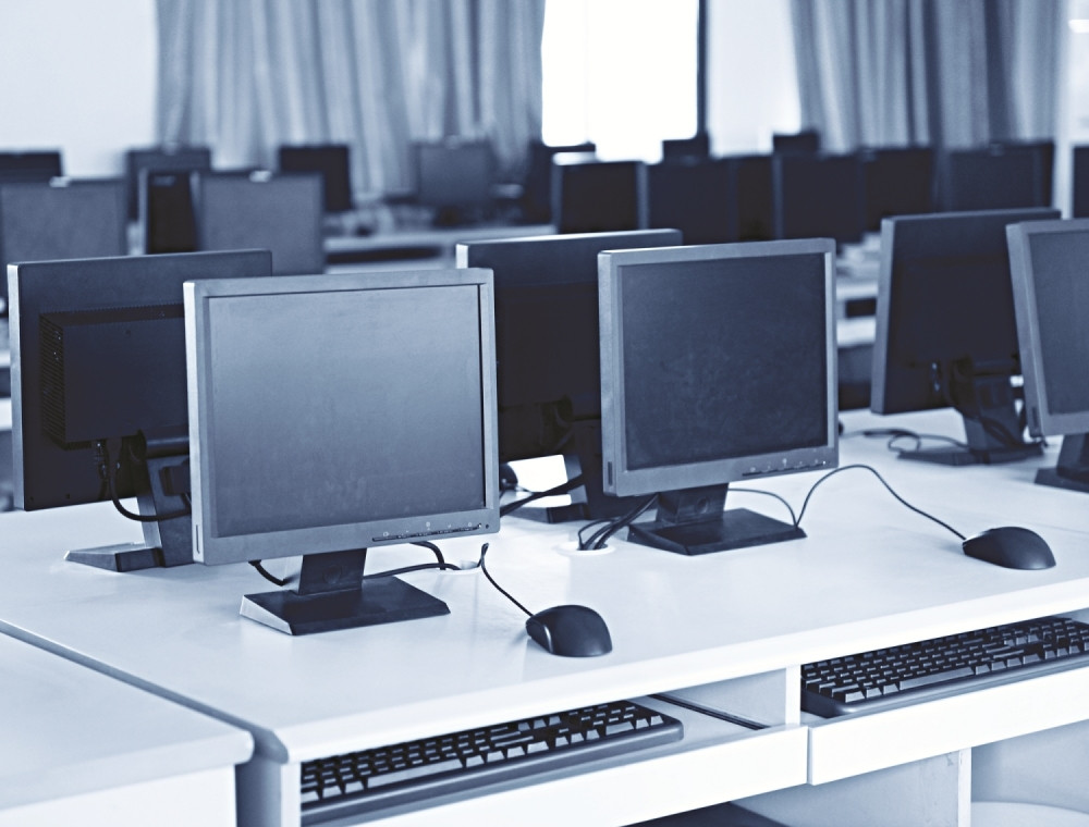 Nećete verovati kolika je plata programera u Srbiji!