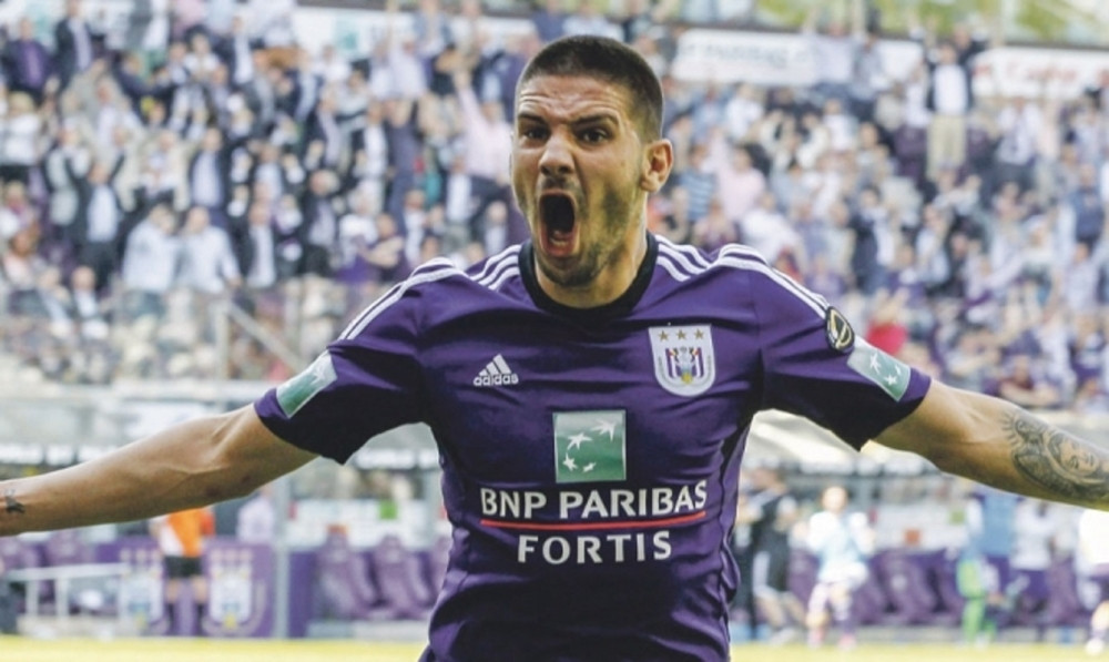 Benitez se izjasnio o statusu Mitrovića!