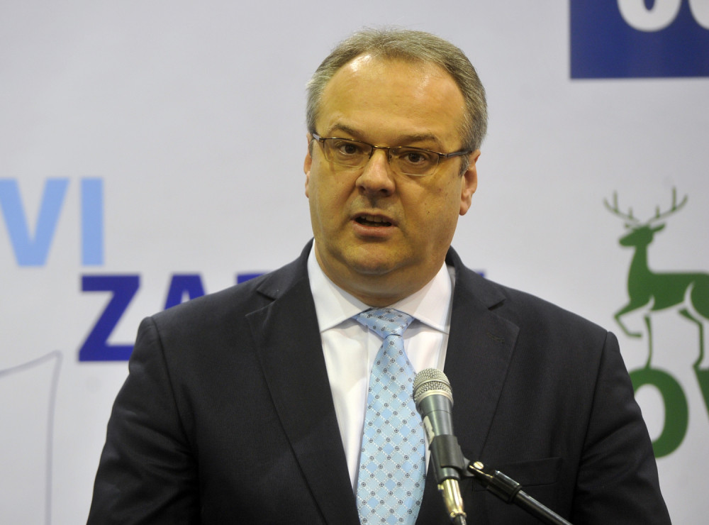 Sertić: Vlada želi da sačuva Resavicu