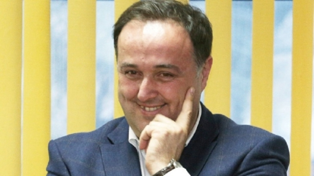 Zoran Babić izumeo "naslovno pravo"!