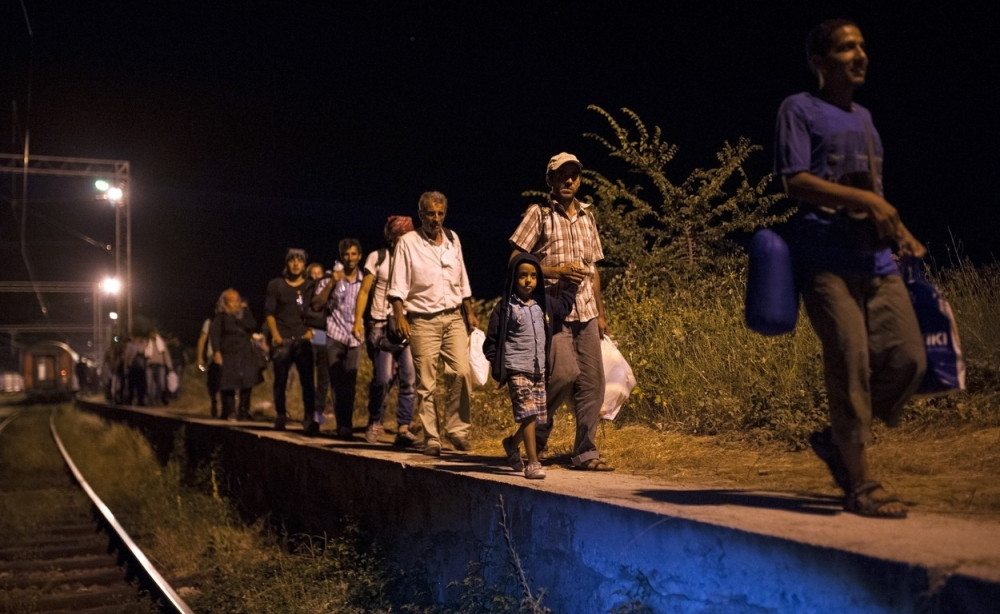 Zbog ograde migranti duže u Srbiji