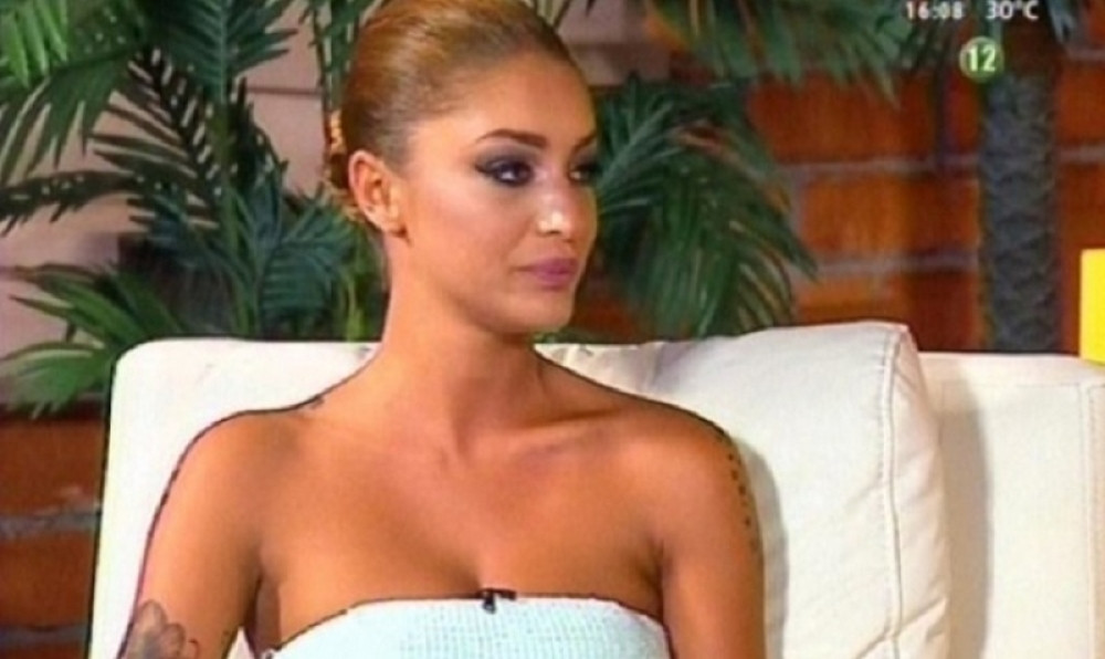 Ana: Tanja liči na vešticu!