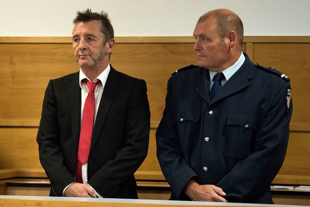 Fil Rad ponovo uhapšen!