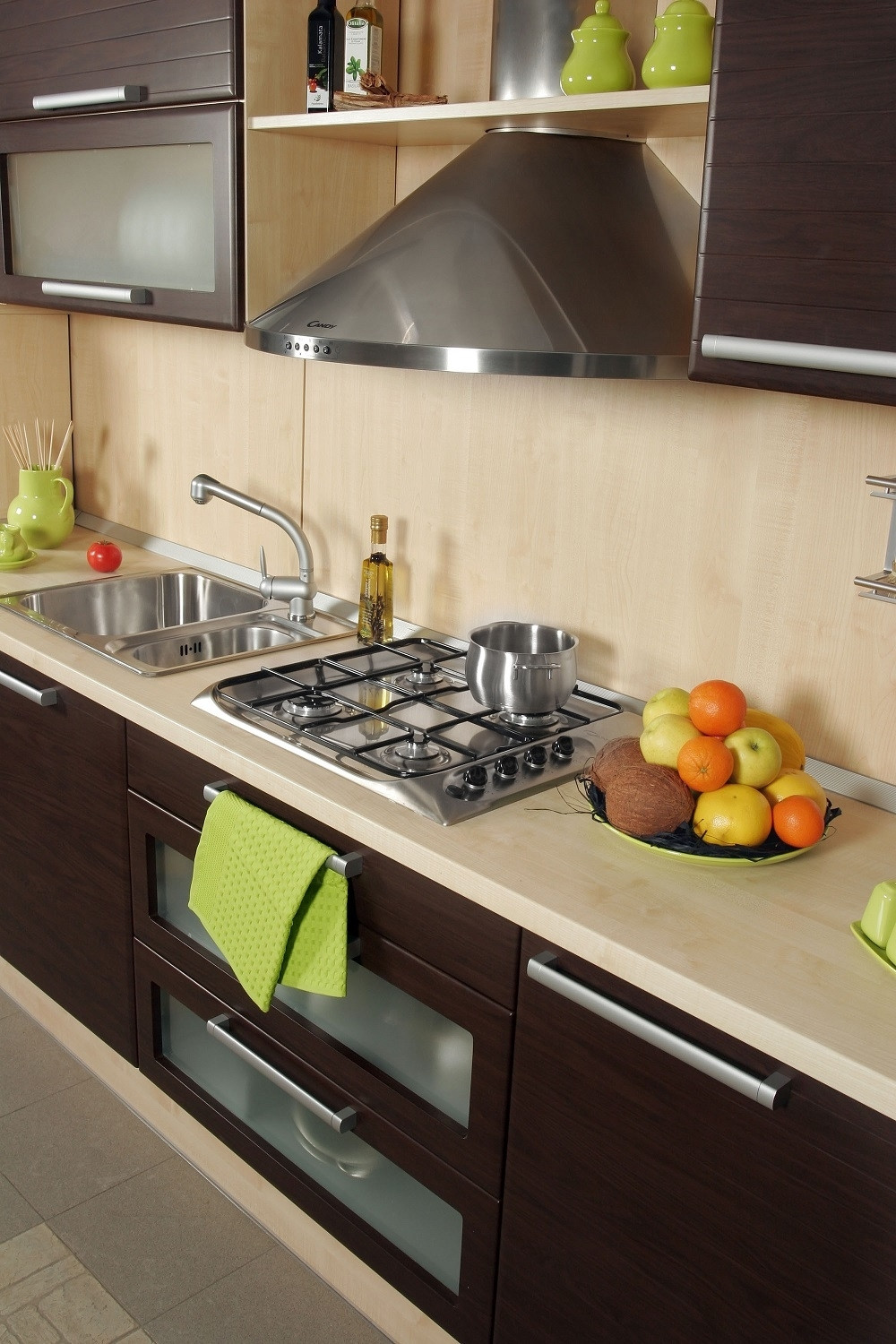 Ovaj sastojak kao od šale čisti masnoću i prljavštine