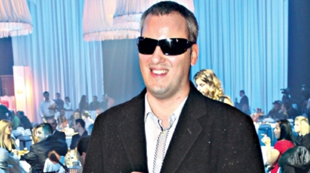 Kamenovano vozilo iz pratnje Saše Matića u Zadru