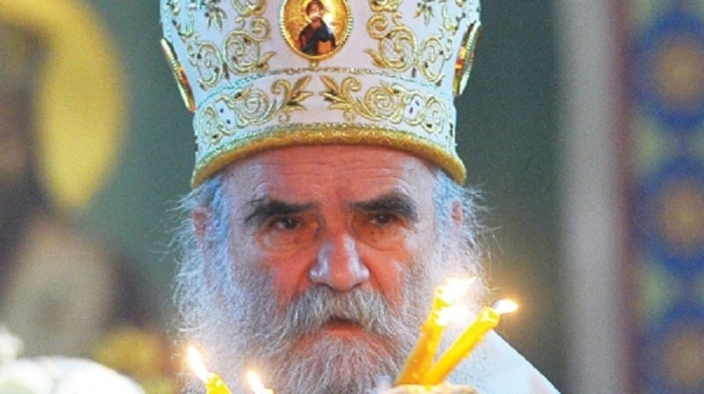 Amfilohije zaleg'o u kanu! (FOTO)