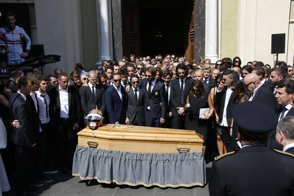 Svet se oprostio od Žila Bjankija! (FOTO)