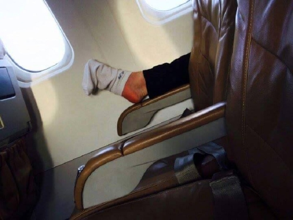 Fotografije putnika "divljaka" na internetu! (FOTO)