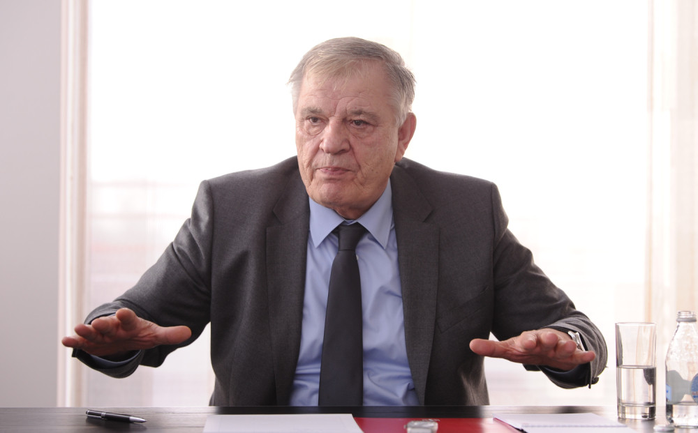 Karadžić: Izgubili smo bitku, al' nastavljamo rat