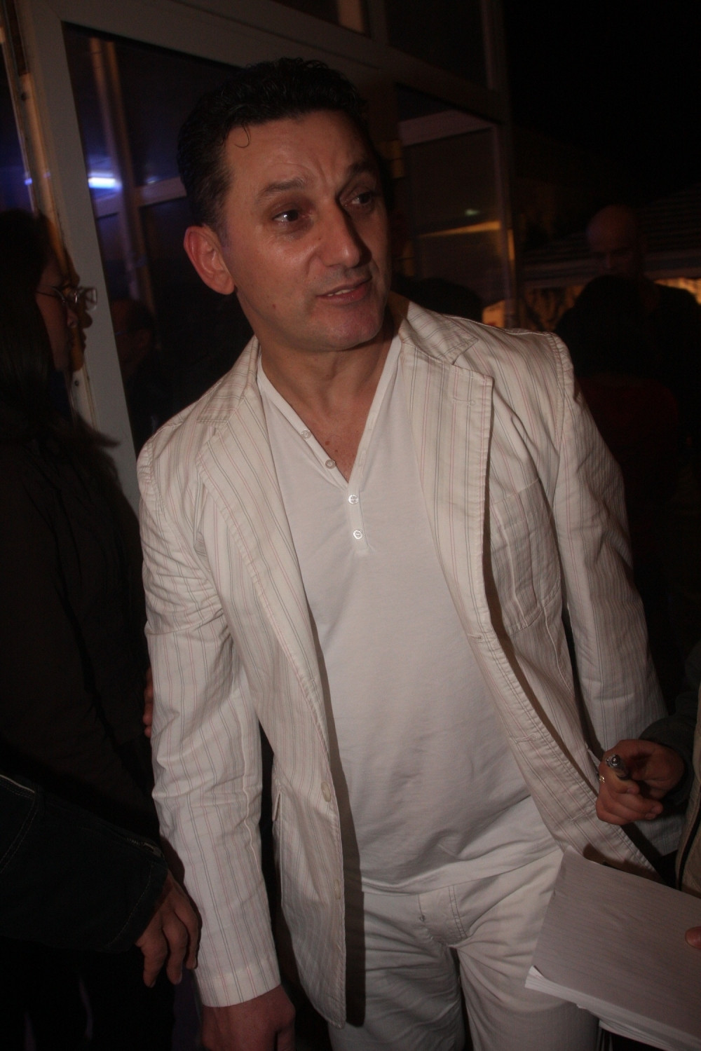 Šako opet vara ženu?