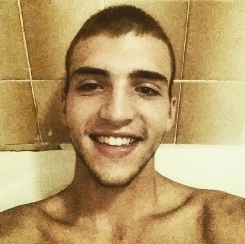 Veljko Ražnatović peva svojoj devojci (VIDEO)