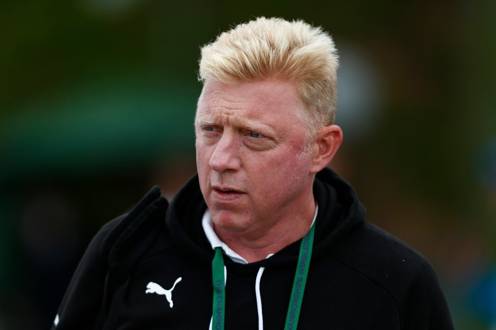 Beker: Moja generacija bi gađala Rodžera!