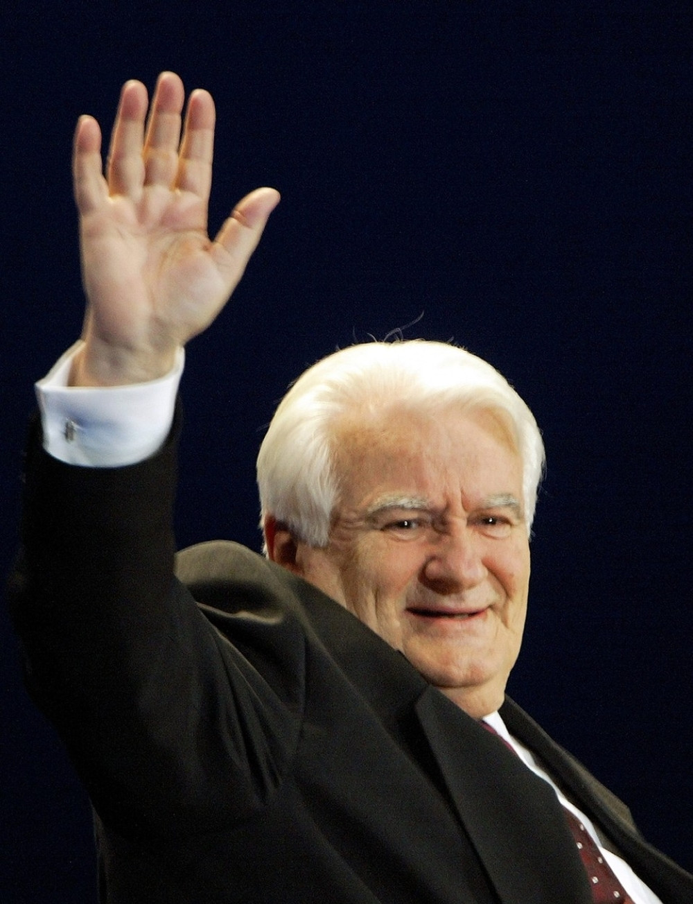 Mićun neće da bude počasni predsednik!