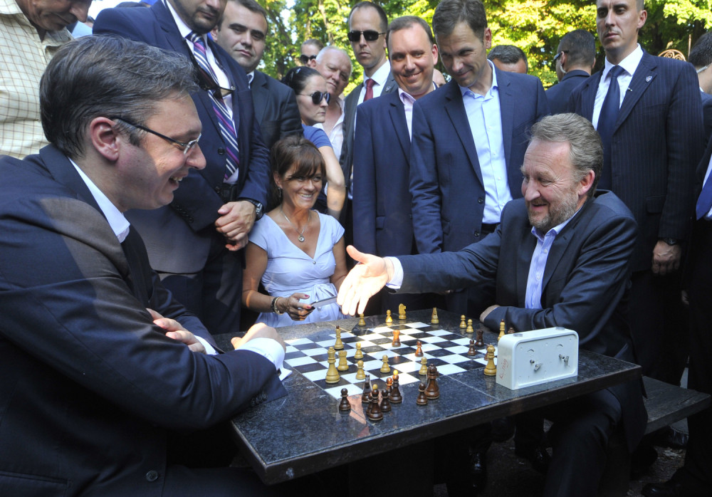 Kod srpskog domaćina ne mož’ da nema!