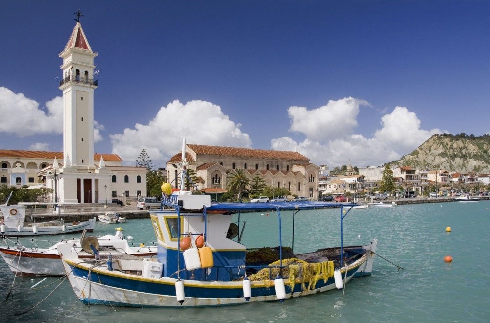 Vaša najomiljenija plaža u Grčkoj upravo postaje NOĆNA MORA!