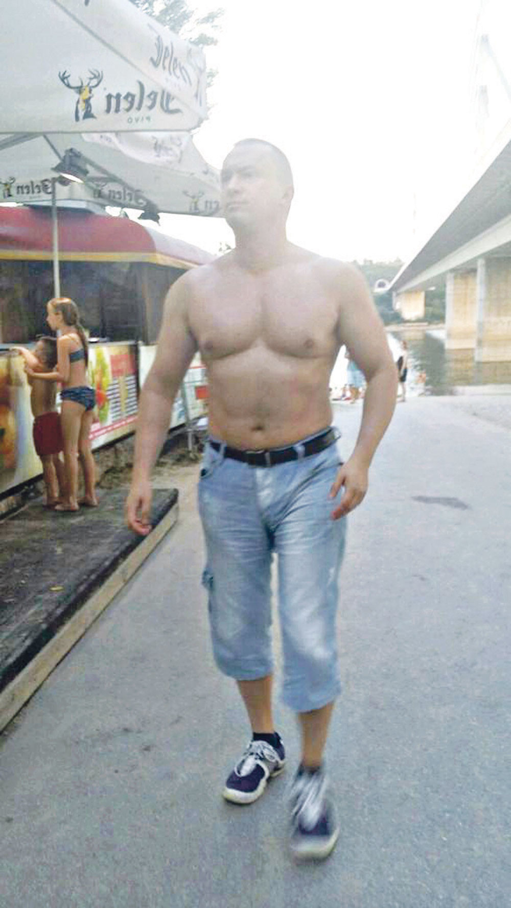 Pajtić sa porodicom u Istri