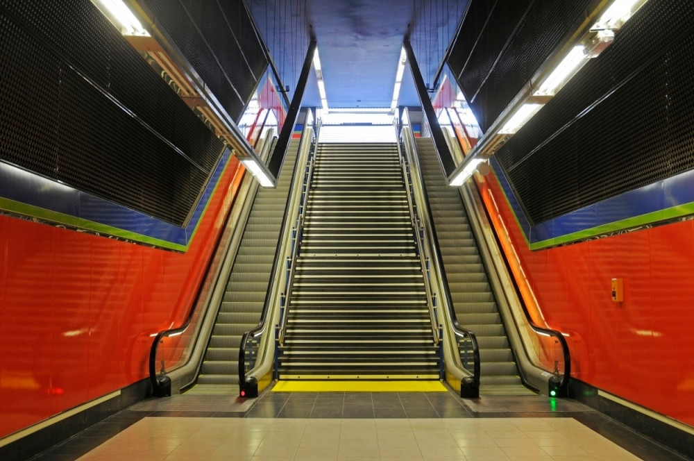 Ženu zdrobile pokretne stepenice (VIDEO)