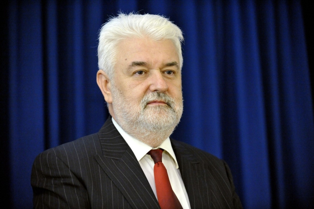 Cvetković ojadio pevače!