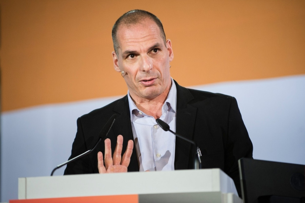 Čovek koji je izazvao ZEMLJOTRES U EVROPI ima keca u rukavu, pašće mnoge glave od Brisela do Atine!