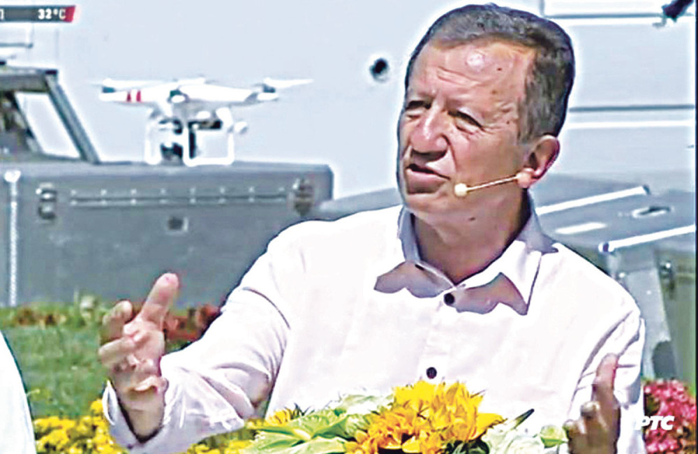 Dron Žike šarenice uznemirio Zukorlića