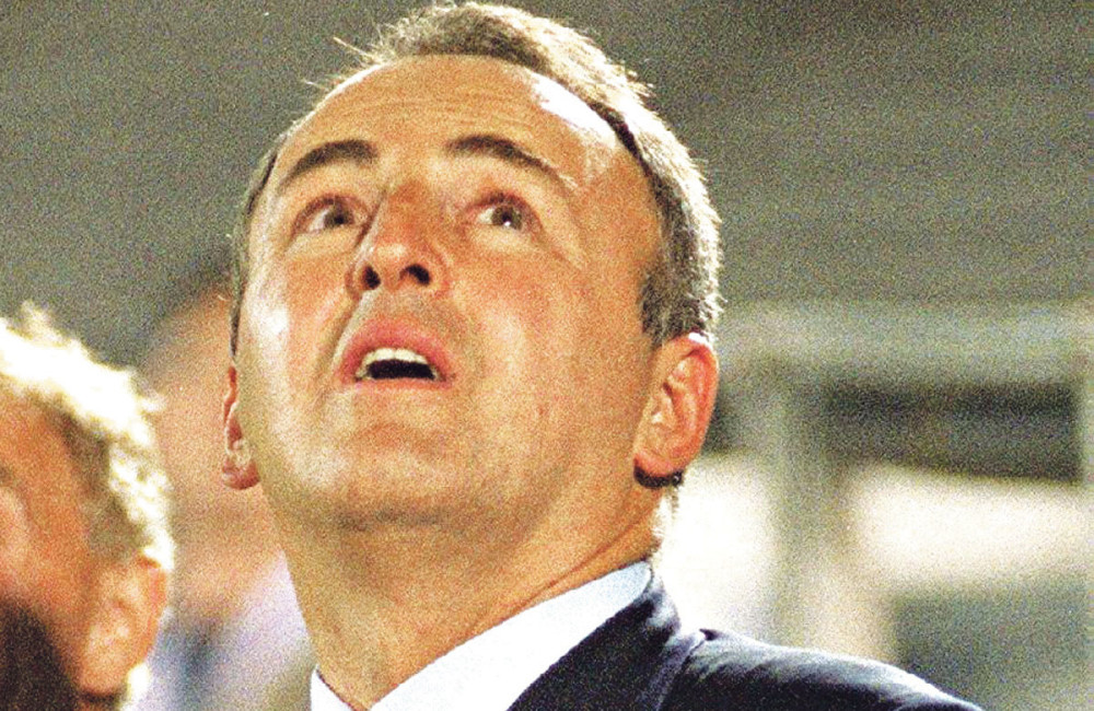 Arkanov ubica u vojnom zatvoru prolazi teške muke, a bivši obaveštajac otkriva da iza ubistva stoji neko POTPUNO DRUGI