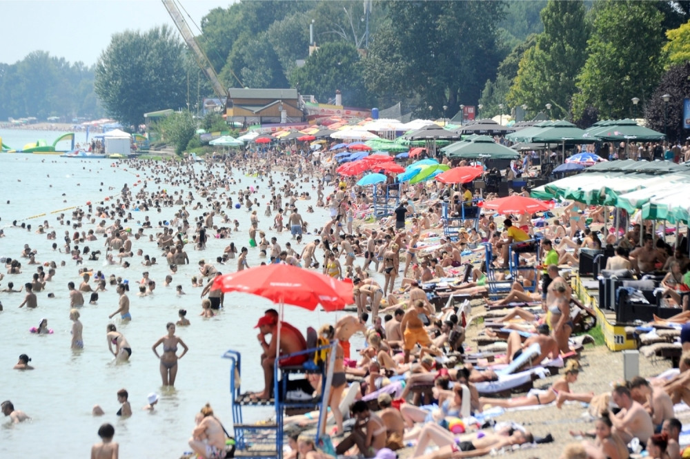 Danas sunčano i toplo