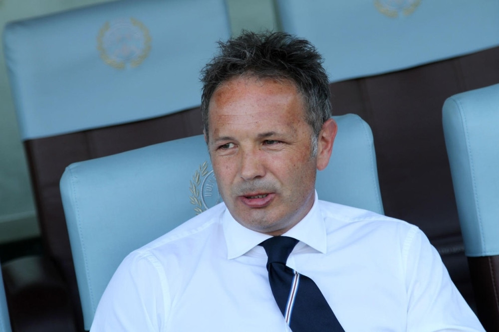 Siniša ne zaboravlja zemljaka, da li će se oriti "Bože pravde" Italijom?!