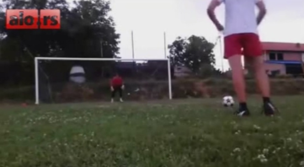 I Stefan bi Rajkovićeve Rukavice! (VIDEO)