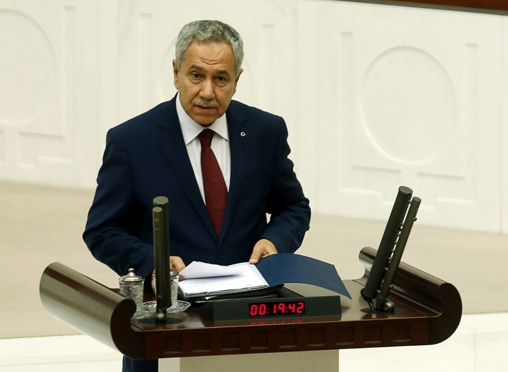 Vicepremijer turske ućutkivao poslanicu!