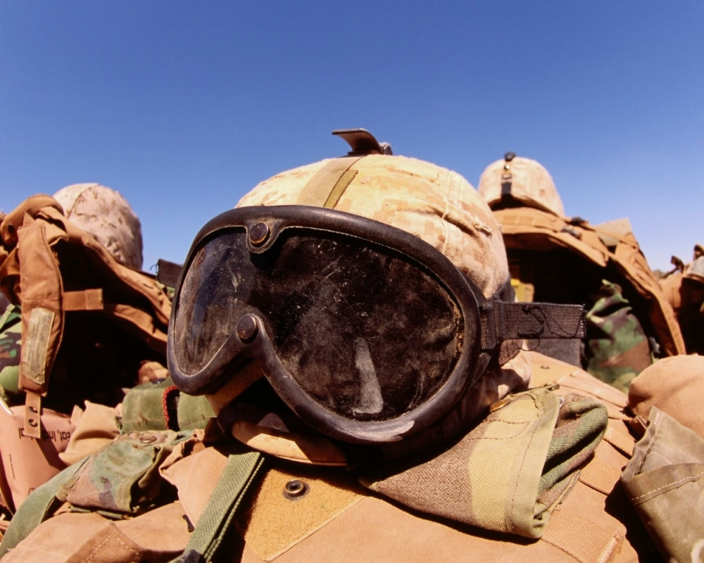 Neonacisti među vojnicima!