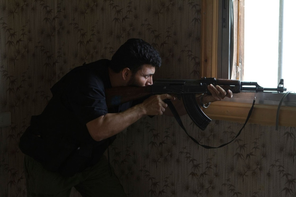 SDA: Ne idite u rat za IS