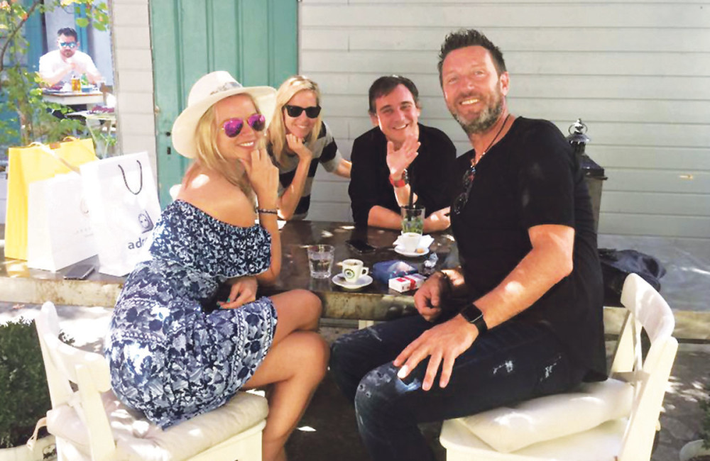 Maja se od raskida leči u Kotoru