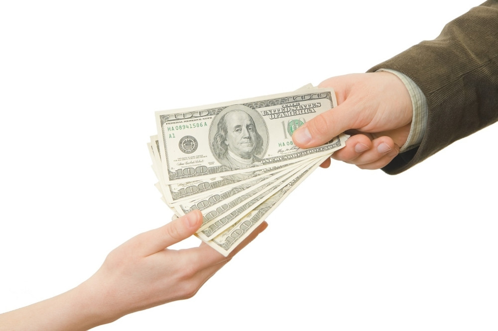 Podignuta optužnica protiv profesora Đukića koji je tražio od studentkinje da mu kupi telefon da bi položila ispit