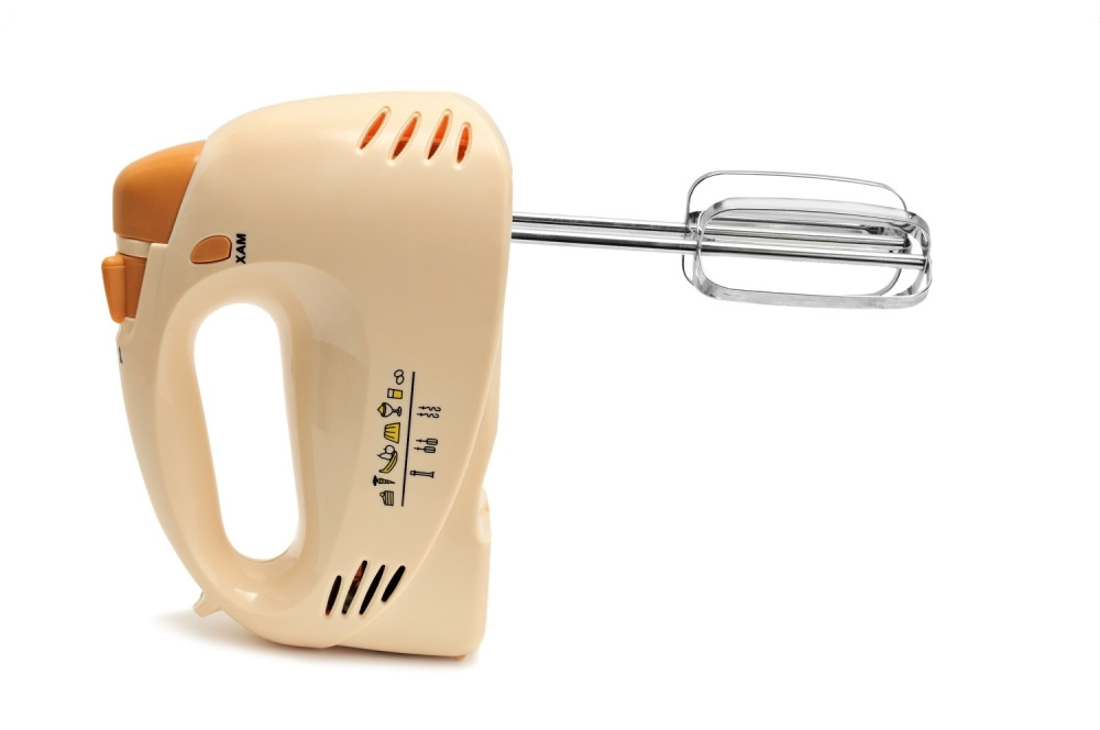 Lizanje fila sa miksera je opasno po zdravlje!