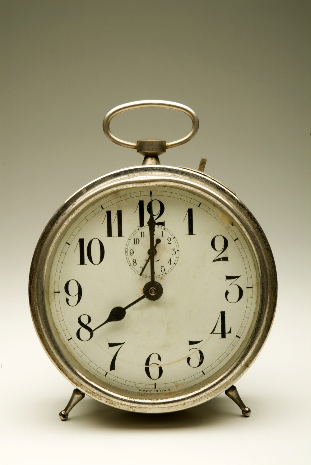 Ako imate u kući sat, odmah uradite jednu stvar! Promenite to i sve će krenuti na bolje!