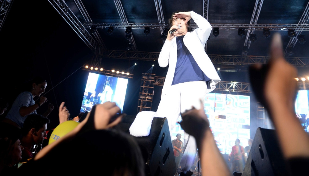 Čolin tročasovni šou na "Biljaninim izvorima" (FOTO GALERIJA)