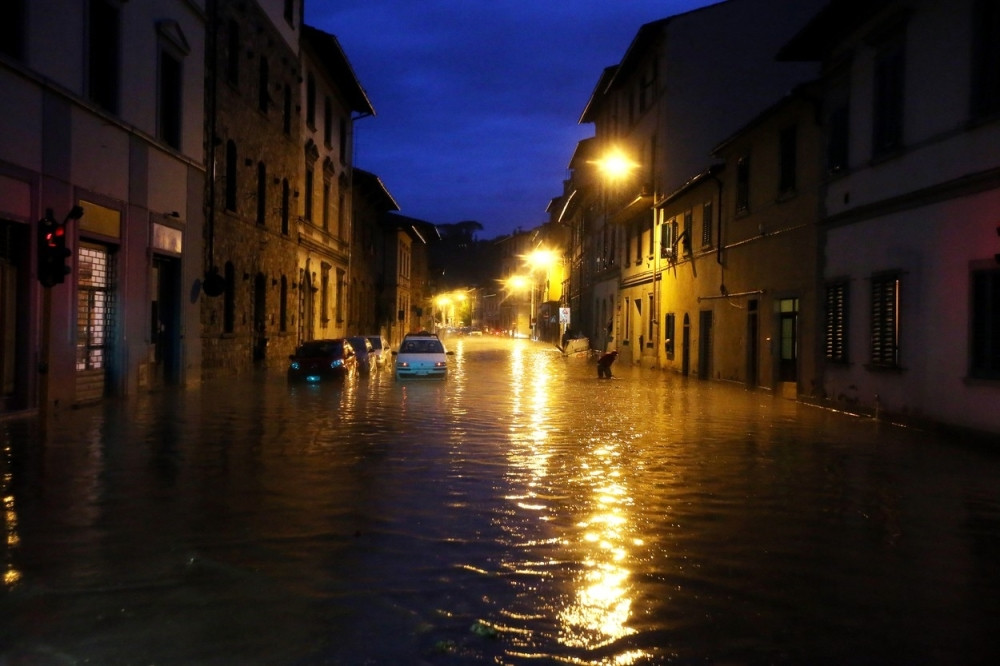 Tornado pogodio Firencu, više od 20 povređenih!