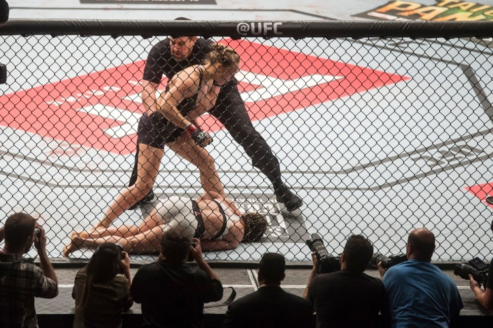 Kako Ronda bije... (VIDEO)