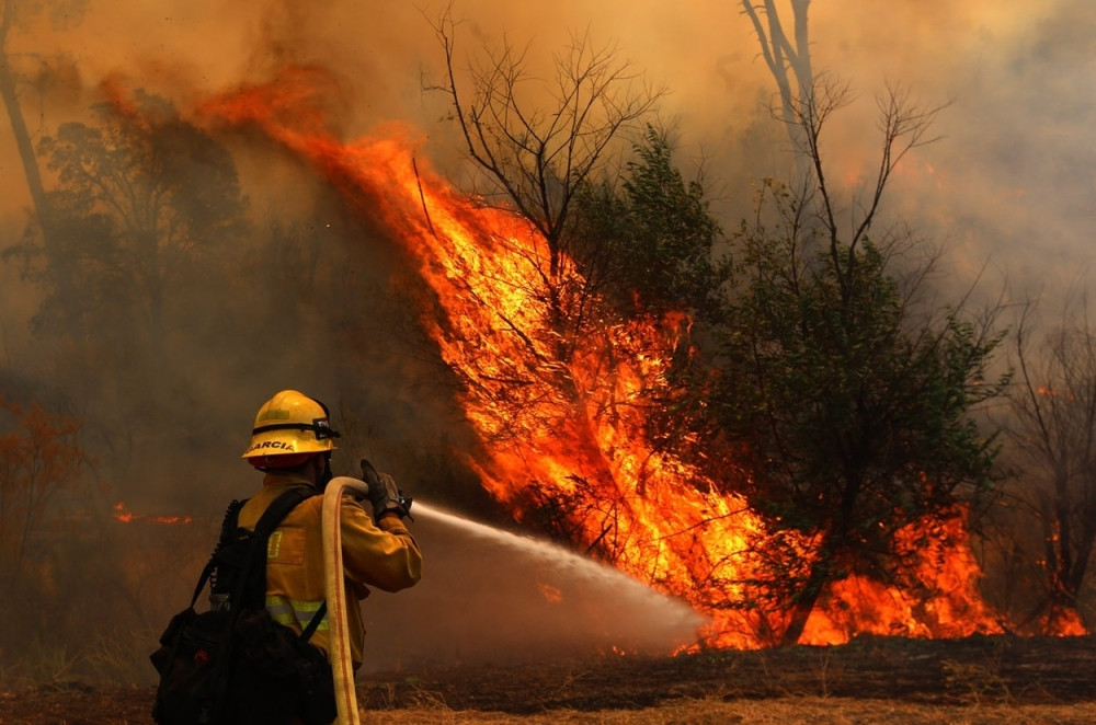 Muškarac uhapšen zbog podmetanja devet požara, PRETI MU DOŽIVOTNA ROBIJA!